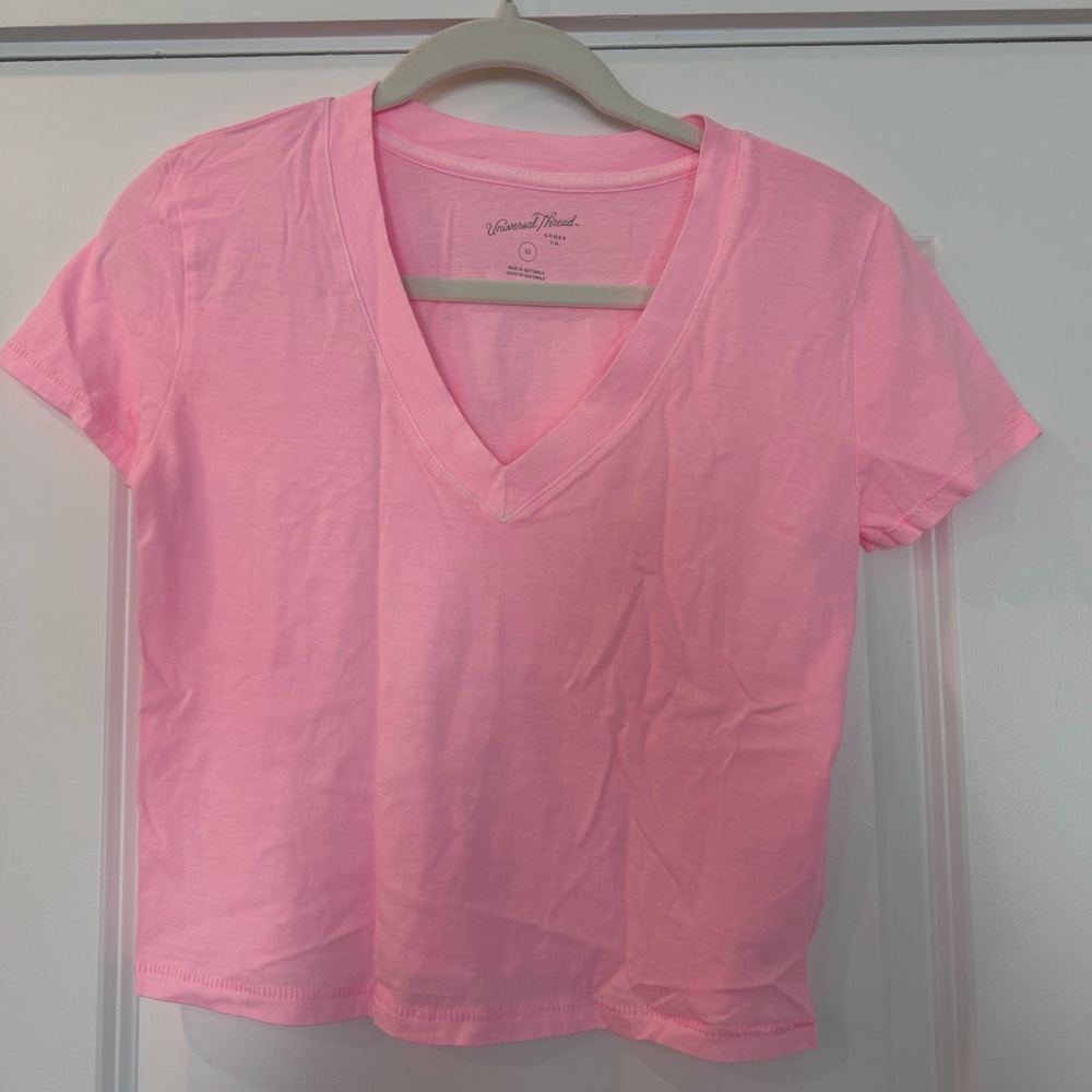 Six (6) Universal Thread Spring T-Shirts